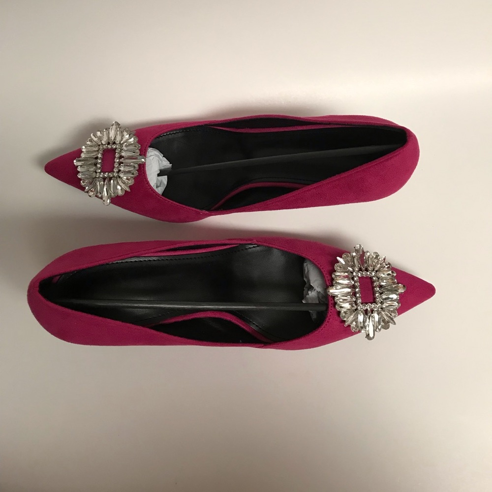 Pink Pumps - Picture 6 of 12